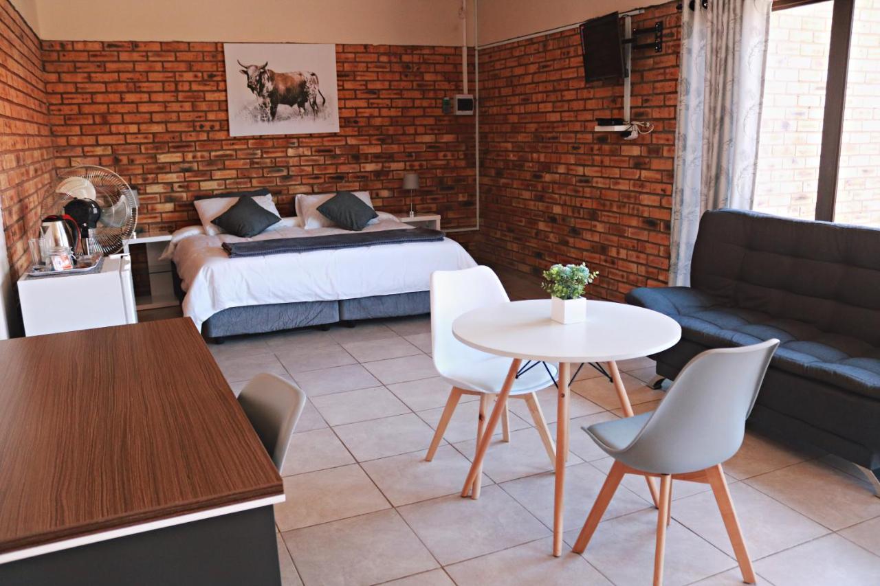 My Guesthouse Kimberley Extérieur photo