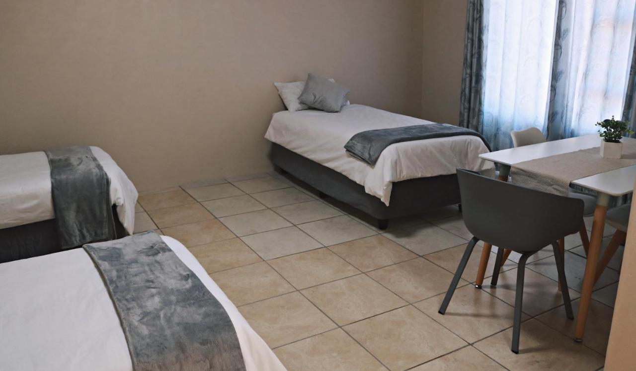 My Guesthouse Kimberley Extérieur photo