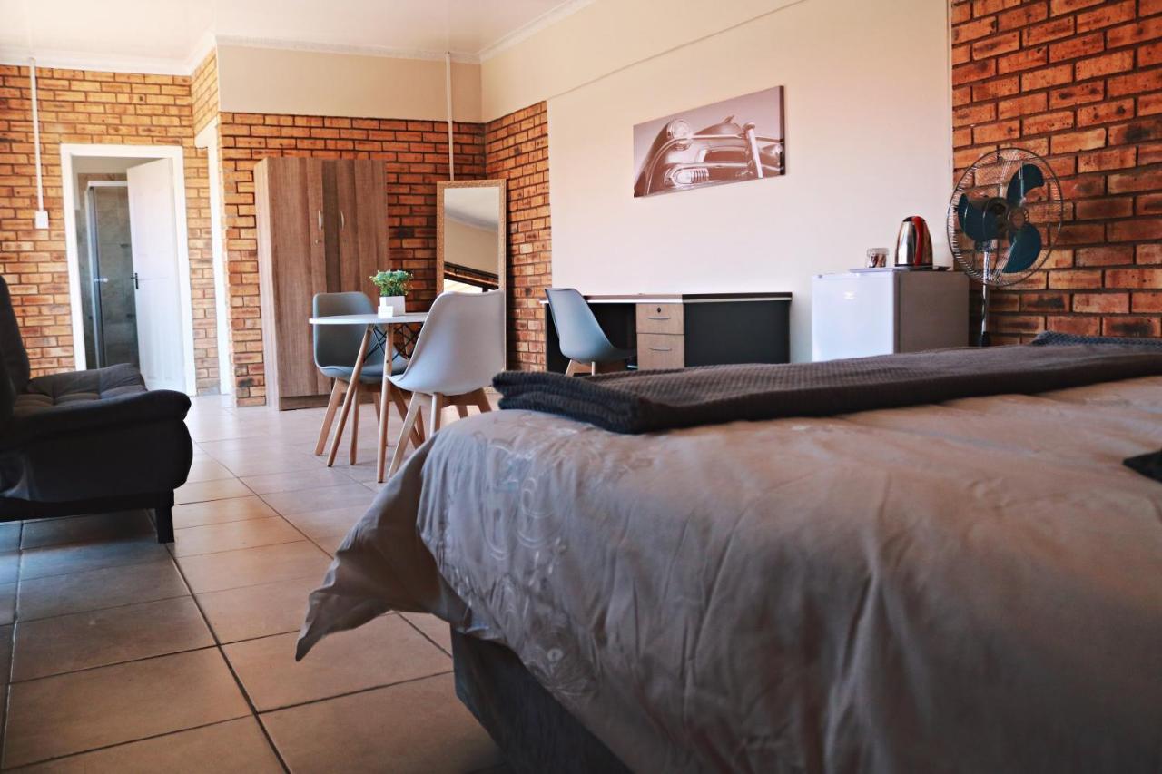 My Guesthouse Kimberley Extérieur photo