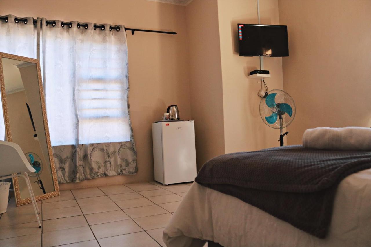 My Guesthouse Kimberley Extérieur photo