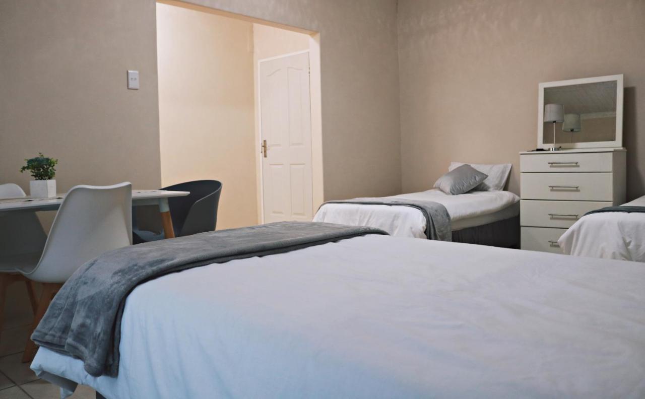 My Guesthouse Kimberley Extérieur photo